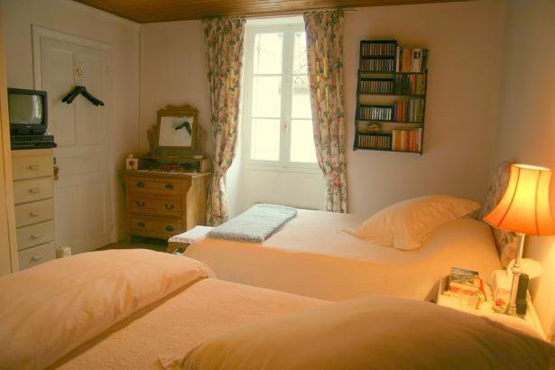 Chambres D'Hotes Chez Carolyn Villefranche-du-Perigord ห้อง รูปภาพ